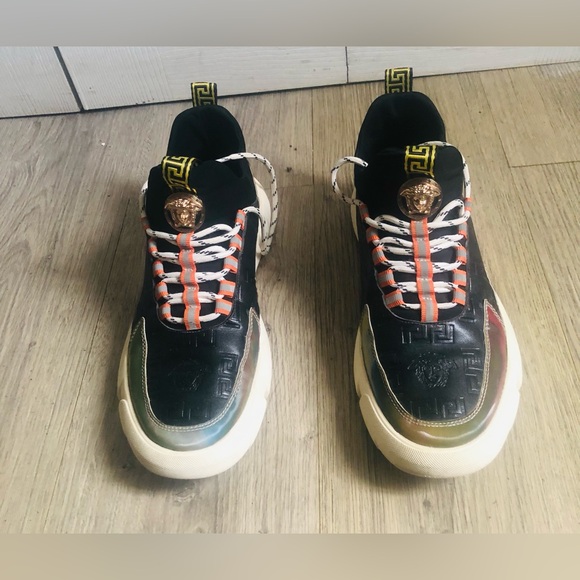 Versace men sneakers size 43EU, 9.5 US - Picture 4 of 11